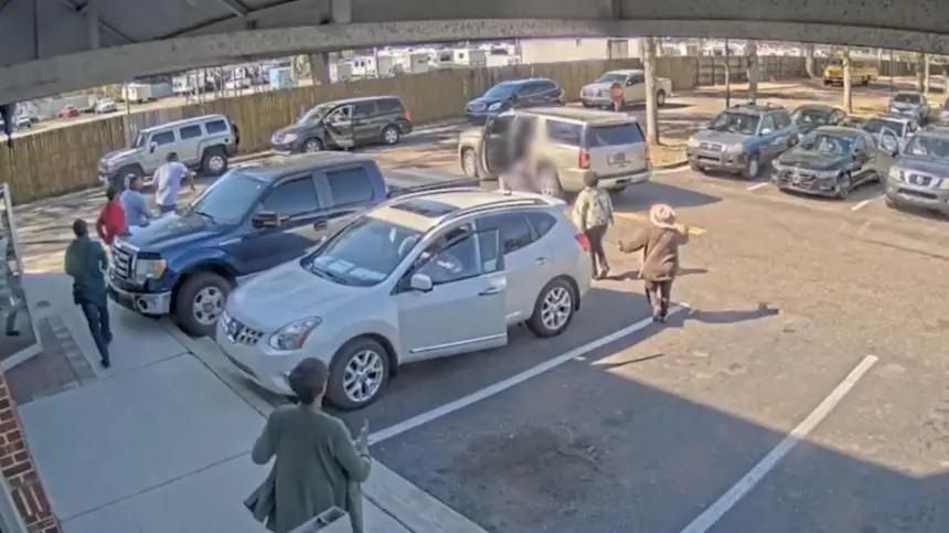 بالفيديو... إحباط محاولة اختطاف أم وأطفالها بفلوريدا