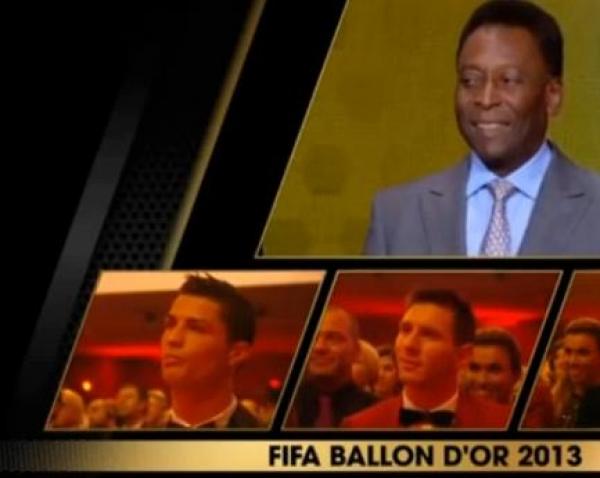 بالفيديو - والدة رونالدو تبكي لحظة تتويجه بجائزة الكرة الذهبية