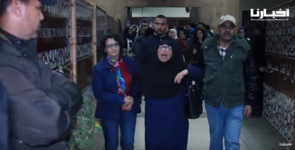 بكاء وانهيار عائلات المتهمين بعد الحكم على الزفزافي ورفاقه والمهداوي