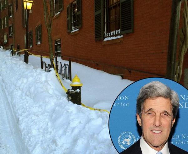 جون كيري يدفع 50 دولارا غرامة لعدم إزالة الثلوج من أمام منزله