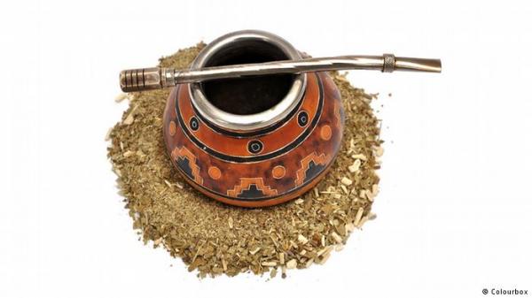 ما سر إقبال بعض لاعبي كرة القدم على المتة؟