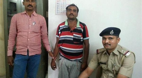 هندي يقتل بناته الثلاث خوفاً من مصاريف زفافهن في المستقبل