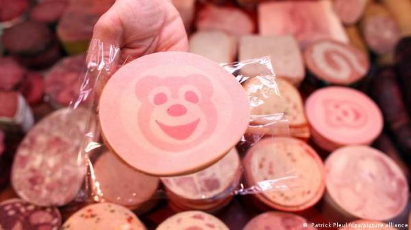 خمسة أغذية شائعة ولكنها قد تسبب الإصابة بالسرطان