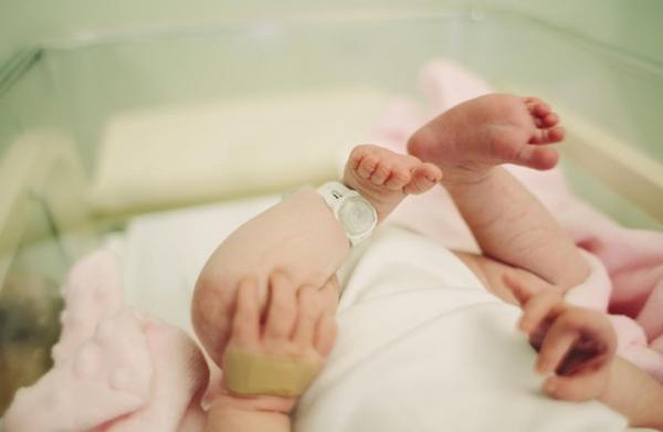 قلوب الحجر...العثور على جثة رضيع حديث الولادة بين الأزبال قبيل الإفطار بطنجة