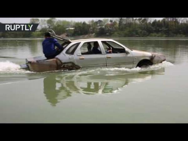 سيارة برمائية من مخترع صيني