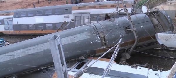 تفاصيل وكرونولوجيا حادث انحراف قطار عن سكته قرب سلا