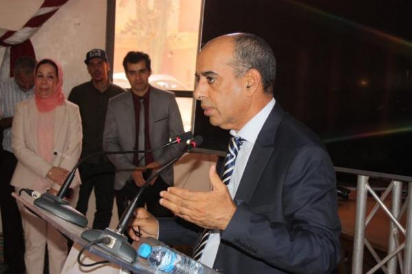 عامل بركان يتعرض لسرقة حذائه!