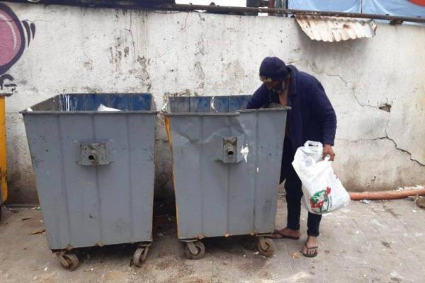 مؤلم..."ميخالي" يبحث في النفايات بشاحنة للنظافة ومحرك "العصَّارة" مُشغَّل فكانت النتيجة مأساوية