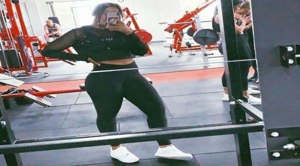 تصاب بمرض قاتل بسبب الإفراط في ممارسة التمارين في الصالة الرياضية