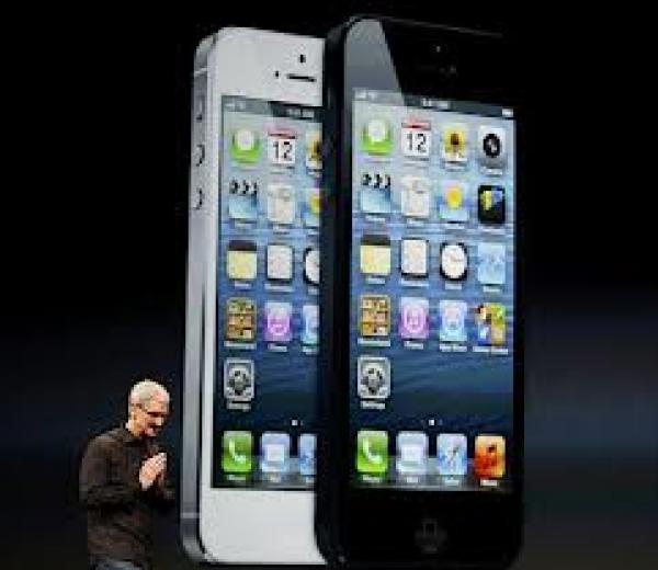 آبل تكشف رسمياً عن “آيفون 5″