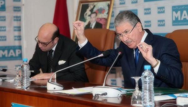 وزير الصحة يعزل مديري مستشفيين والسبب..