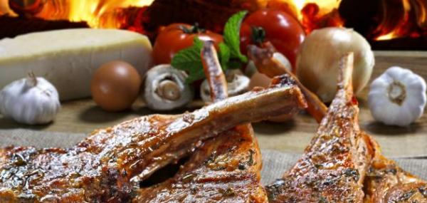 اللحم بالزيتون في الفرن