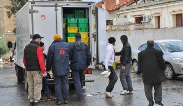 خطيير : الصدفة تقود إلى اكتشاف شاحنة محملة بمشتقات الحليب الفاسدة