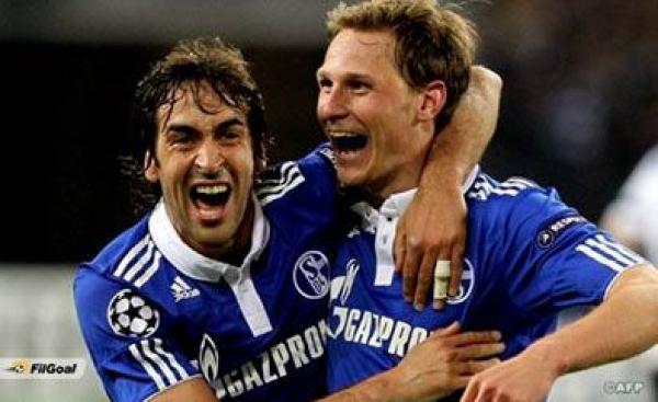 هدف سينمائي من راؤول يزين فوز شالكة على السد 9-0