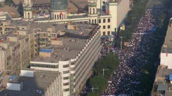 صلاة العيد بالصين ... مشهد يثلج الصدر