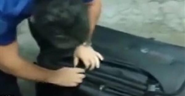 محاولة فاشلة لتهريب فتاة إلى داخل تركيا داخل حقيبة