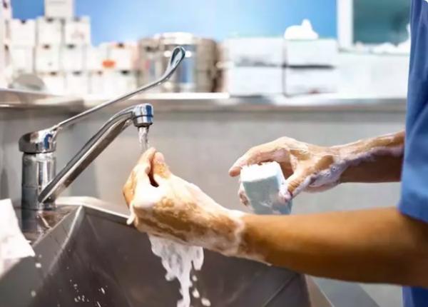 منتجات بسيطة متوفرة في كل منزل يمكنها قتل كورونا