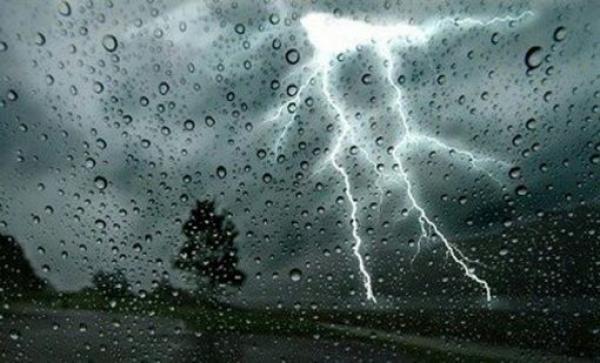نشرة خاصة من الأرصاد: زخات رعدية قوية بهذه المناطق اليوم الأربعاء
