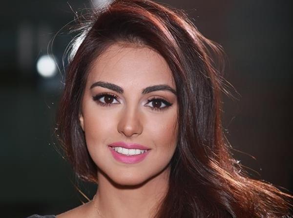 عربية تنال لقب "الوجه الأجمل في العالم" 