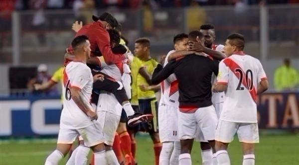 بيرو تضمن مقعدها في المونديال بعد تهديدات الإقصاء