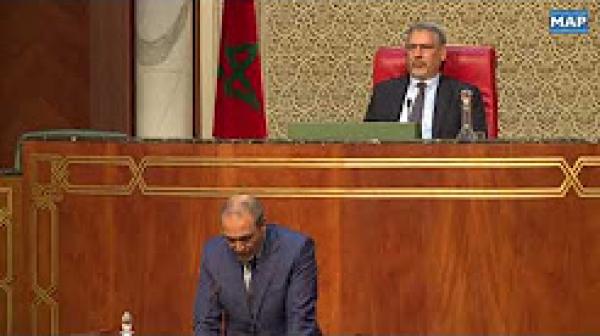 جلسة عمومية لمناقشة تقرير حول " الترخيص باستيراد النفايات "