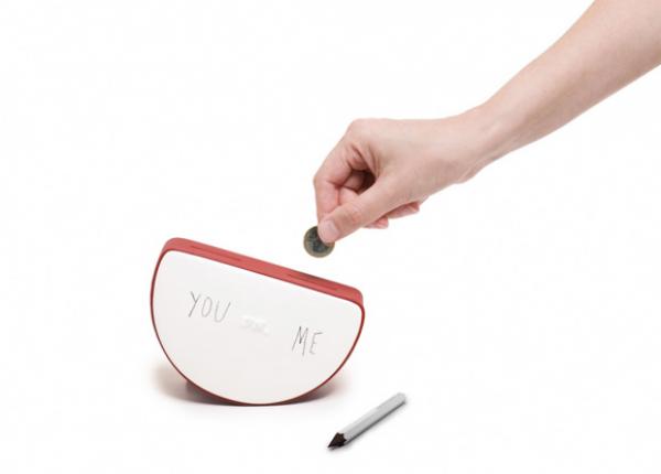 البنك يطلب منه فتح حسابين أحدهما للتوفير بدعوى حماية ماله