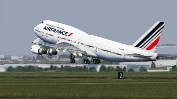 عاجل: المغرب يعلق جميع الرحلات الجوية والبحرية الرابطة بين المملكة وفرنسا بعد مشاورات بين الملك "محمد السادس" و"ماكرون"