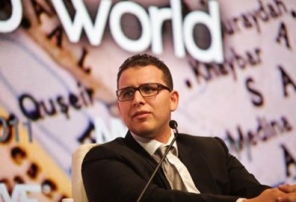 ابراهيم الفاسي الفهري صاحب الجمعية &quot;التي تبيض ذهبا&quot; ابن المستشار الملكي الطيب الفاسي الفهري 