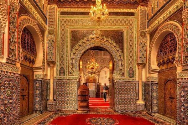 الاعتداء بالسلاح الأبيض على زائر لضريح مولاي إدريس‬ والأمن يتدخل