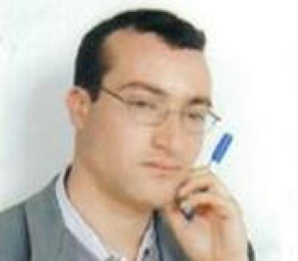 هل كملت  الأحزاب المغربية بحوثها الجامعية بخصوص الدستور