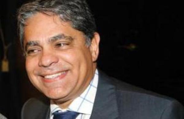 كريم التازي يعترف: \"لقد رفعت يدي عن حركة 20 فبراير\" 