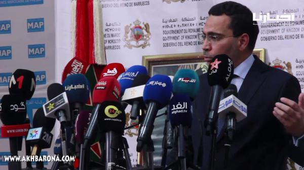 الخلفي يكشف مرة أخرى موقف المغرب من إقامة مراكز استقبال للمهاجرين