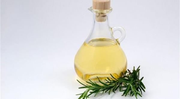 شاي النعناع يقوي الذاكرة والبابونج يبطئها