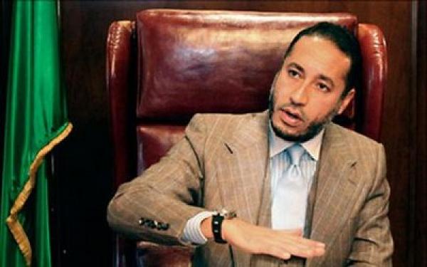 ليبيا: الساعدي القذافي يهرب إلى النيجر و لا أثر للعقيد 