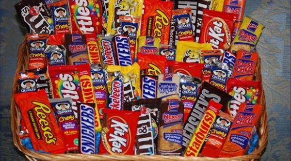 ما هي كمية  السكر والحلوى المنصوح تناولها يومياً؟