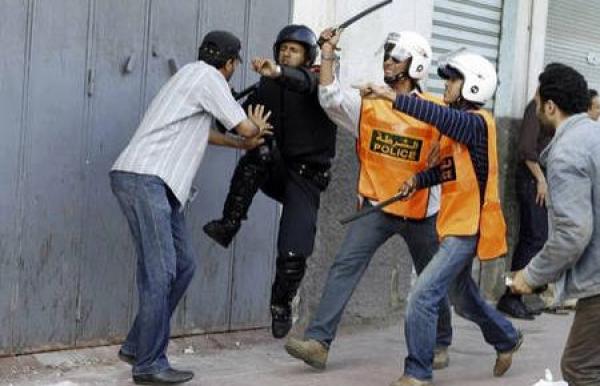 ما استرتيجية الحكومة في تكوين الأجهزة الأمنية في مجال حقوق الانسان؟