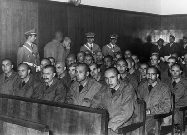 حدث في مثل هذا اليوم: هكذا نجا المرحوم الحسن الثاني من انقلاب عسكري بالصخيرات