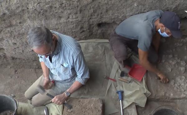 مغارة الصويرة تكشف أسرارها حول أقدم حلي في العالم