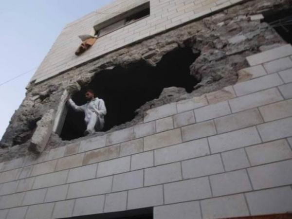 قوات الاحتلال تفجر منزل عضو من حماس في نابلس