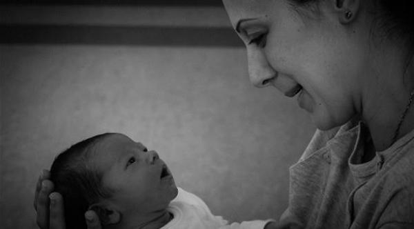 10 أشياء يجب أن تعرفها المرأة التي تنتظر أول مولود