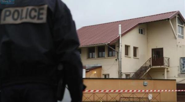  الشرطة الفرنسية طوّقت مكان الحادث 