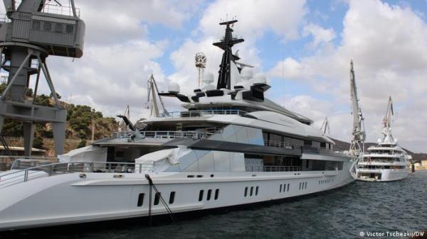 إسبانيا تصادر يختا لمسؤول روسي قيمته 140 مليون دولار
