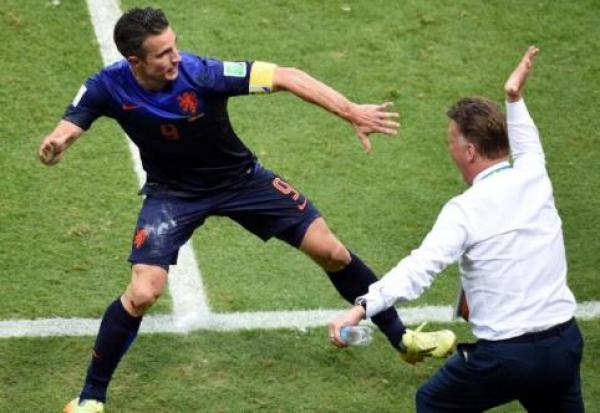 صور من المباراة : فرحة هولندية.. صدمة اسبانية.. في المونديال 