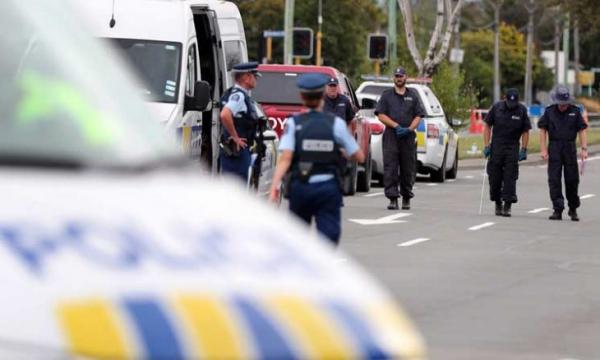 خطر الإرهاب المسيحي بنيوزيلاندا متواصل والسلطات الأمنية تطوق أحد المستشفيات التي نقل إليها المصابون