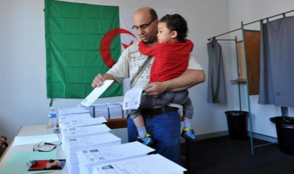 خبير ألماني: الانتخابات الرئاسية: النظام الجزائري "يغوص في مفارقة تاريخية محفوفة بالمخاطر"