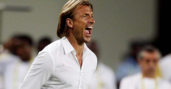 رونار يُخير لاعبي الأسود بين هذين الأمرين