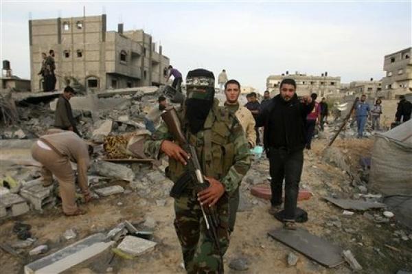 إسرائيل: القاهرة تريد غزة بلا سلاح