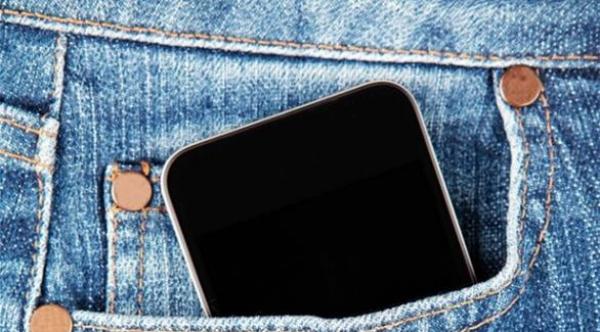 فوائد وأضرار الهاتف المحمول للطفل