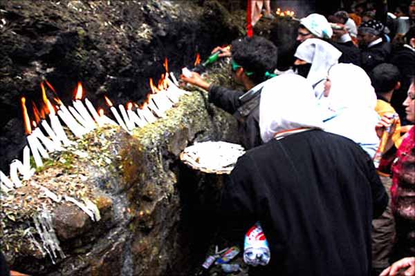 المغاربة يؤمنون بالجن والسحر