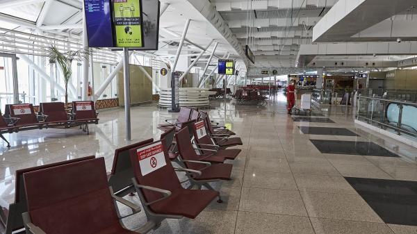 بعد تسجيل أول إصابة بـ"أوميكرون" ... المغرب يتخذ خطوة جديدة بخصوص إعادة العالقين بالخارج